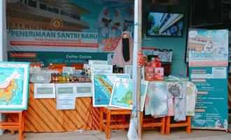 Ponpes Al-Fatah Buka Stand Ramaikan Tabligh Akbar 1444 H